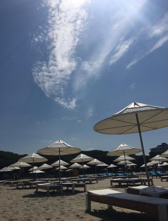 Promo Price September - Home By The Sea 1 Min From The Beach Golem  Ngoại thất bức ảnh