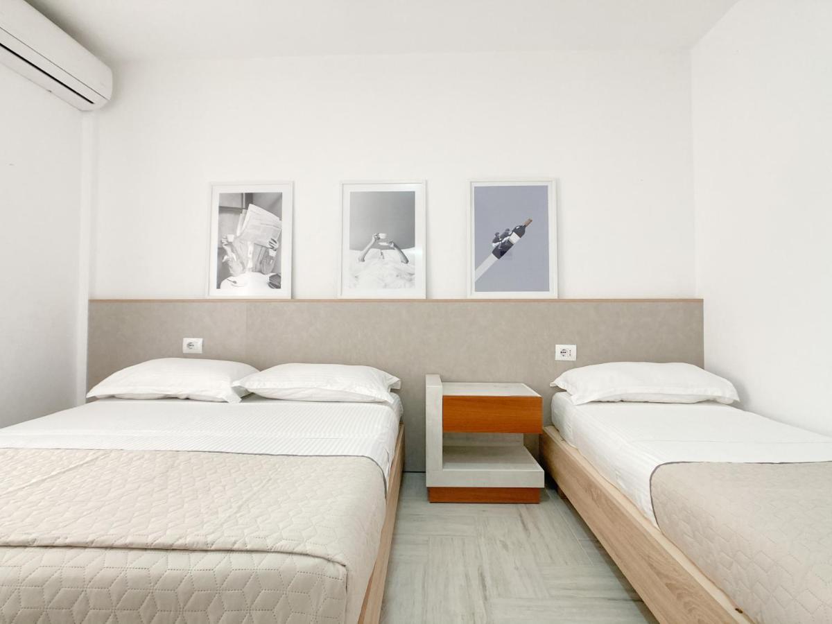 Promo Price September - Home By The Sea 1 Min From The Beach Golem  Ngoại thất bức ảnh